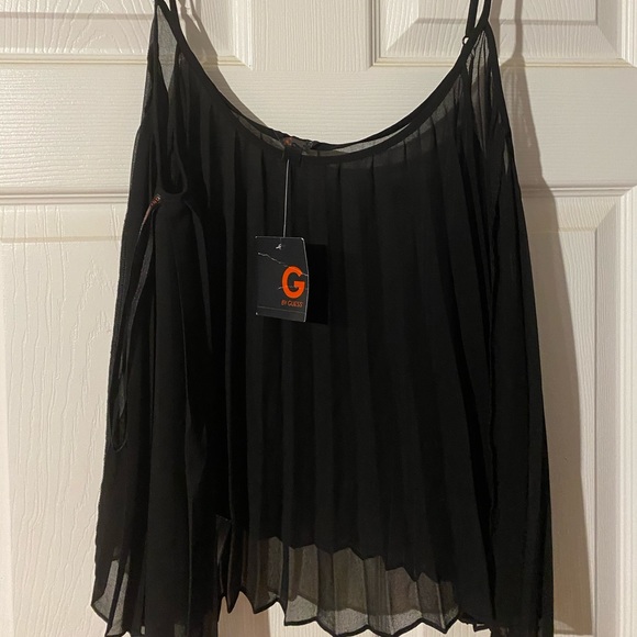 Women’s xl Guess shear tank - Picture 1 of 2